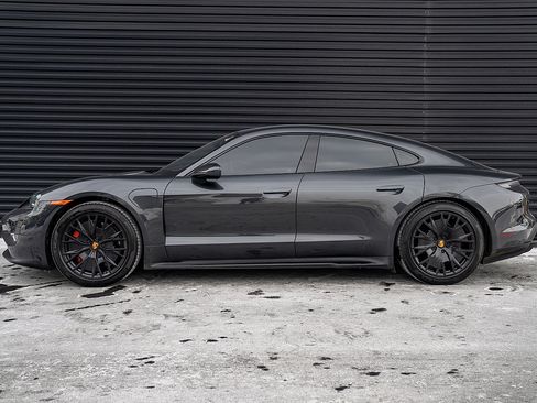 Certified 2023 Porsche Taycan GTS image 2