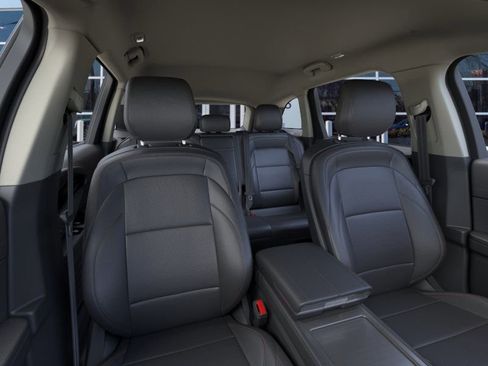 New 2026 Lincoln Nautilus Premier AWD/4WD image 10