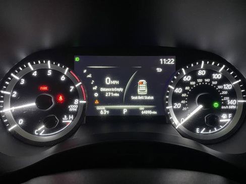 Used 2023 Toyota Highlander XLE AWD/4WD image 17