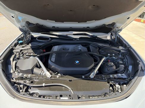 Certified 2025 BMW 740i xDrive AWD/4WD image 40