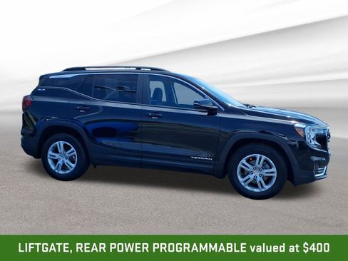 Certified 2023 GMC Terrain SLE w/ Driver Convenience Package FWD image 7