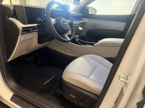 Used 2025 Hyundai Tucson SEL FWD image 22