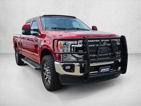 Used 2022 Ford F250 Lariat image 3