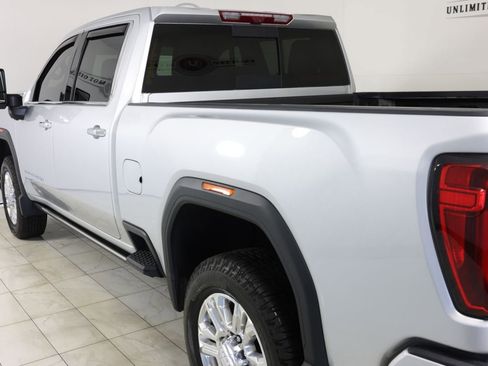 Used 2022 GMC Sierra 2500 Denali w/ Denali Ultimate Package AWD/4WD image 47