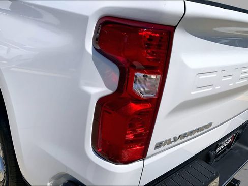 Used 2025 Chevrolet Silverado 1500 LT RWD image 27