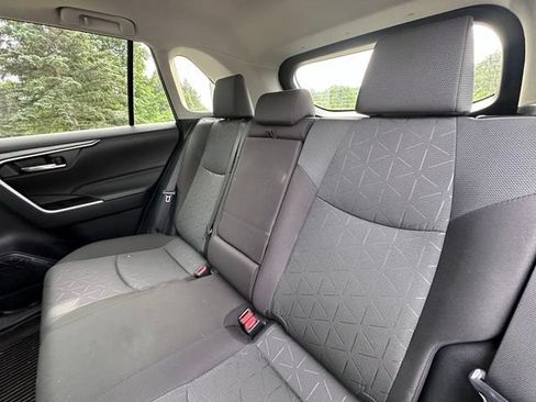 Used 2024 Toyota RAV4 XLE w/ Convenience Package AWD/4WD image 11
