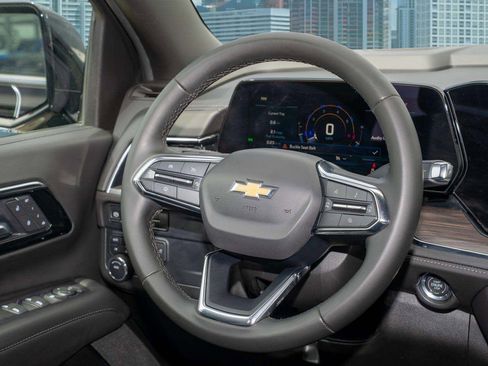 Used 2025 Chevrolet Tahoe LT image 23