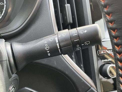 Used 2019 Subaru Crosstrek 2.0i Premium w/ Moonroof Package image 13