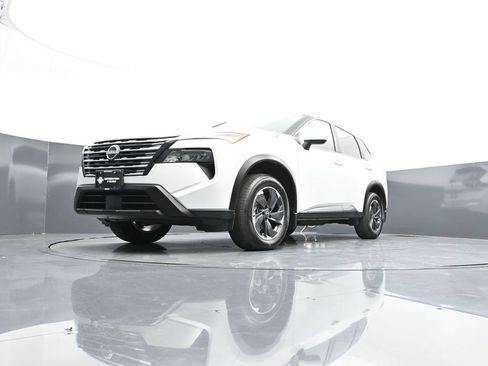 Used 2026 Nissan Rogue SV AWD/4WD image 47