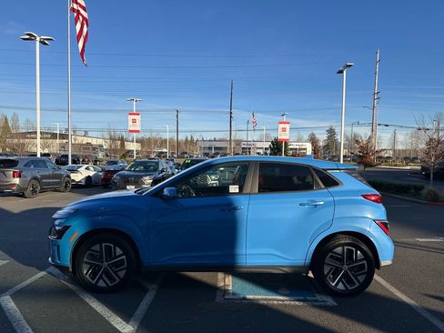 Used 2022 Hyundai Kona SEL w/ Convenience Package image 6