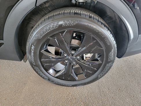 Used 2025 Kia Sportage X-Line w/ Premium Package AWD/4WD image 11