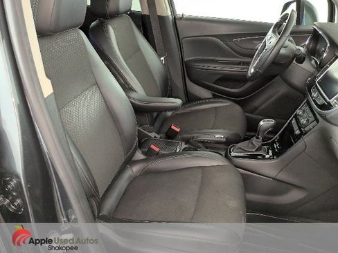 Used 2018 Buick Encore Preferred image 38