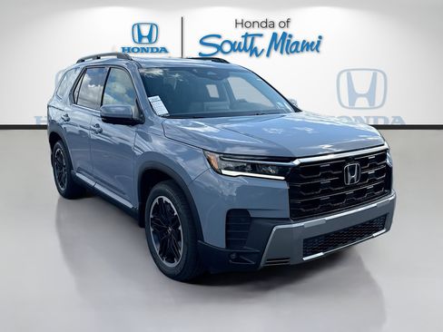 New 2026 Honda Pilot image 1