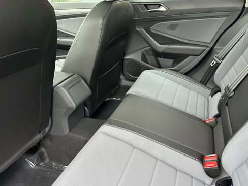 New 2026 Volkswagen Jetta SE image 12