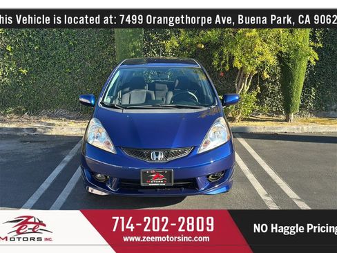 Used 2011 Honda Fit Sport image 3