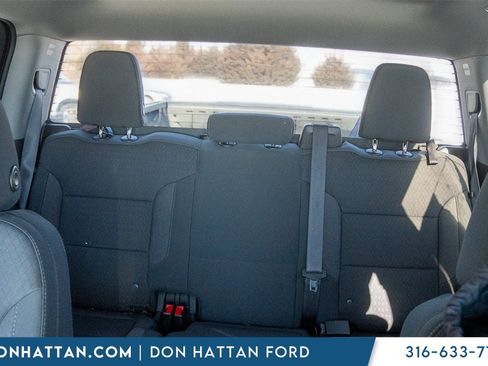 Used 2022 Chevrolet Silverado 1500 Custom image 18