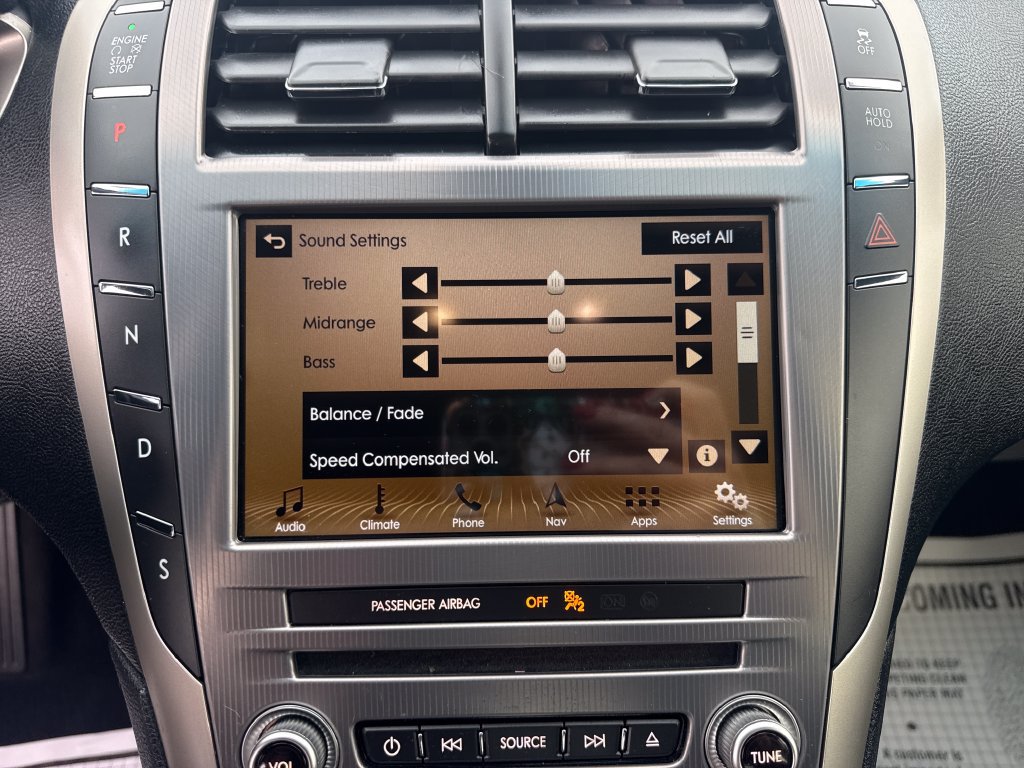 Used 2018 Lincoln MKZ Reserve w/ Magnetic Appearance Package FWD image 27