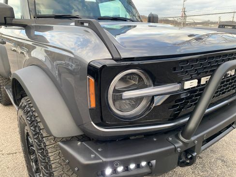Used 2022 Ford Bronco Wildtrak AWD/4WD image 34