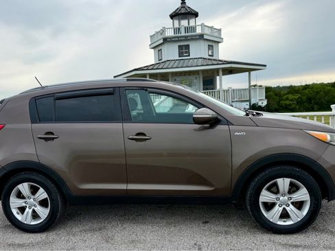 Used 2013 Kia Sportage LX w/ Convenience Pkg AWD/4WD image 4