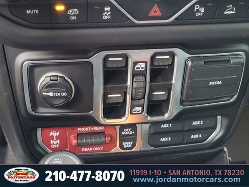 Used 2025 Jeep Wrangler Unlimited Rubicon 392 AWD/4WD image 22