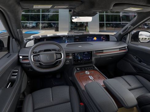 New 2025 Lincoln Navigator Black Label image 9