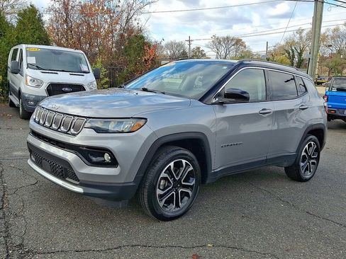 Certified 2022 Jeep Compass Limited w/ Sun and Sound Group image 6