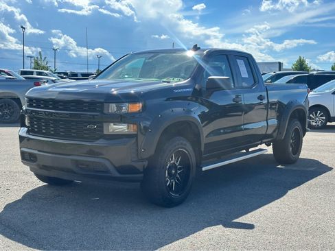 Used 2021 Chevrolet Silverado 1500 Custom AWD/4WD image 1