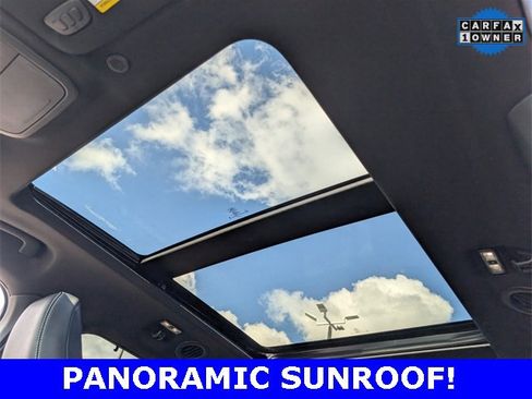 Used 2024 Ford Explorer ST w/ Equipment Group 401A image 17