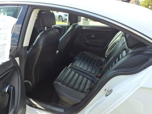 Used 2014 Volkswagen CC Executive FWD image 30