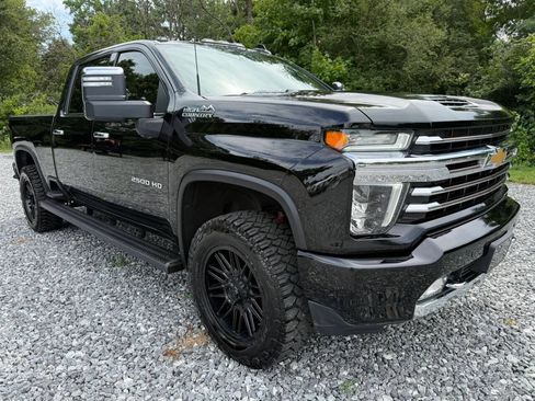 Used 2023 Chevrolet Silverado 2500 High Country w/ Z71 Off-Road Package AWD/4WD image 10