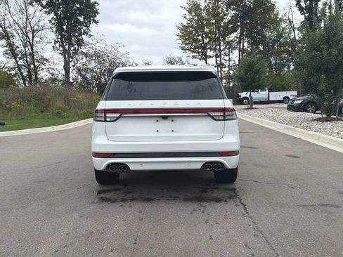 Used 2023 Lincoln Aviator Reserve w/ Equipment Group 201A AWD/4WD image 5