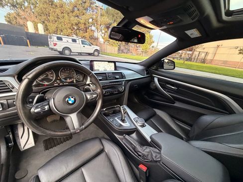 Used 2019 BMW 440i xDrive Coupe w/ M Sport Package AWD/4WD image 29
