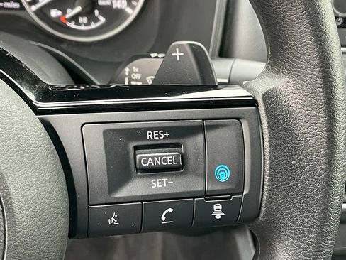 Certified 2023 Nissan Rogue SV AWD/4WD image 17