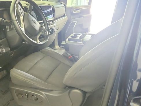 Used 2023 Chevrolet Silverado 1500 LT AWD/4WD image 21