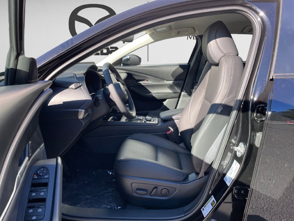 New 2026 MAZDA CX-30 AWD 2.5 S w/ Select Sport Pkg image 8