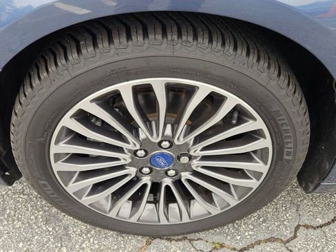 Used 2018 Ford Fusion Energi Titanium image 10