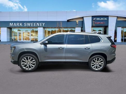 Used 2025 GMC Acadia Denali w/ Super Cruise Package FWD image 30