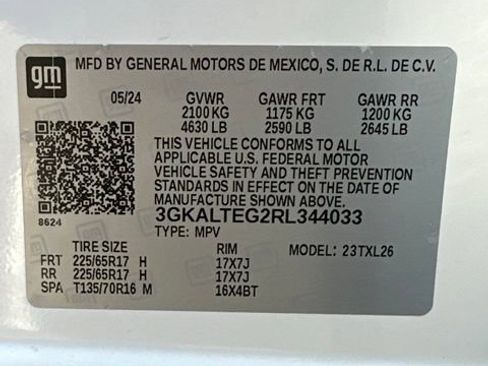 Used 2024 GMC Terrain SLE image 39