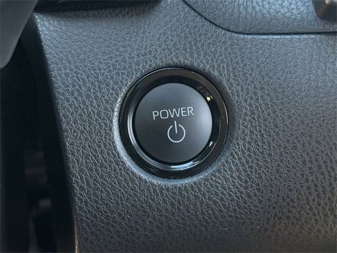 Used 2025 Toyota Camry LE image 23