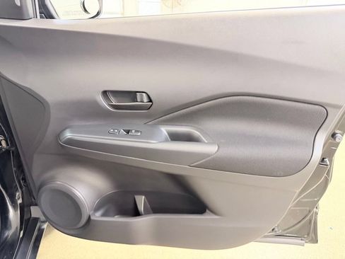 Used 2023 Nissan Kicks S FWD image 33