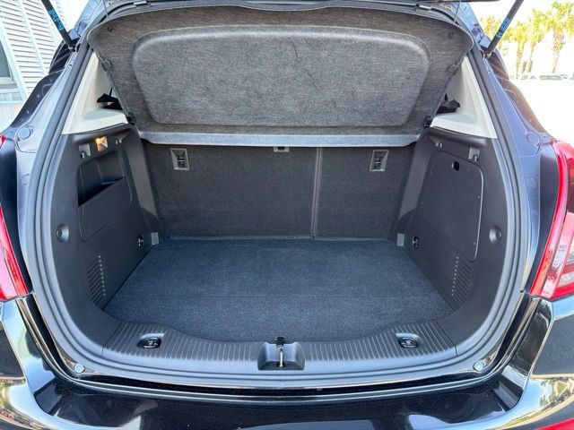 Used 2020 Buick Encore Preferred w/ Safety Package FWD image 18