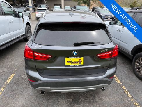 Used 2017 BMW X1 xDrive28i w/ Premium Package AWD/4WD image 5