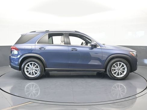Used 2024 Mercedes-Benz GLE 450e 4MATIC image 7
