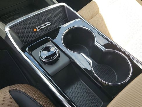 New 2026 Chevrolet Equinox ACTIV w/ Convenience Package III image 29