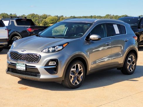 Used 2021 Kia Sportage EX image 3
