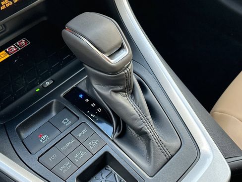 New 2025 Toyota RAV4 XLE Premium image 25