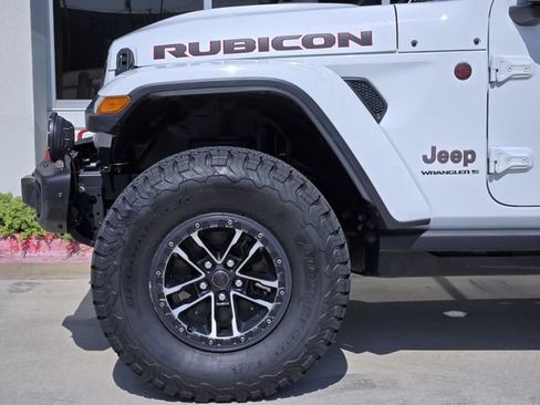 Certified 2026 Jeep Wrangler Unlimited Rubicon AWD/4WD image 8