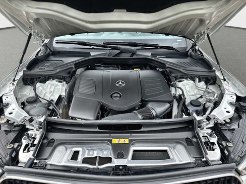 Used 2024 Mercedes-Benz GLC 300 image 14