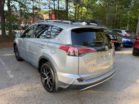 Used 2016 Toyota RAV4 SE w/ Advanced Technology Package AWD/4WD image 7