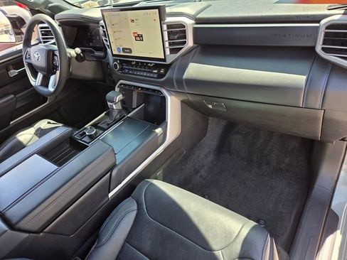 Used 2025 Toyota Tundra Platinum AWD/4WD image 16